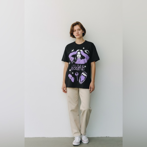 Olivia Rodrigo Tops - Olivia Rodrigo Graphic Band Short Sleeve Tee
